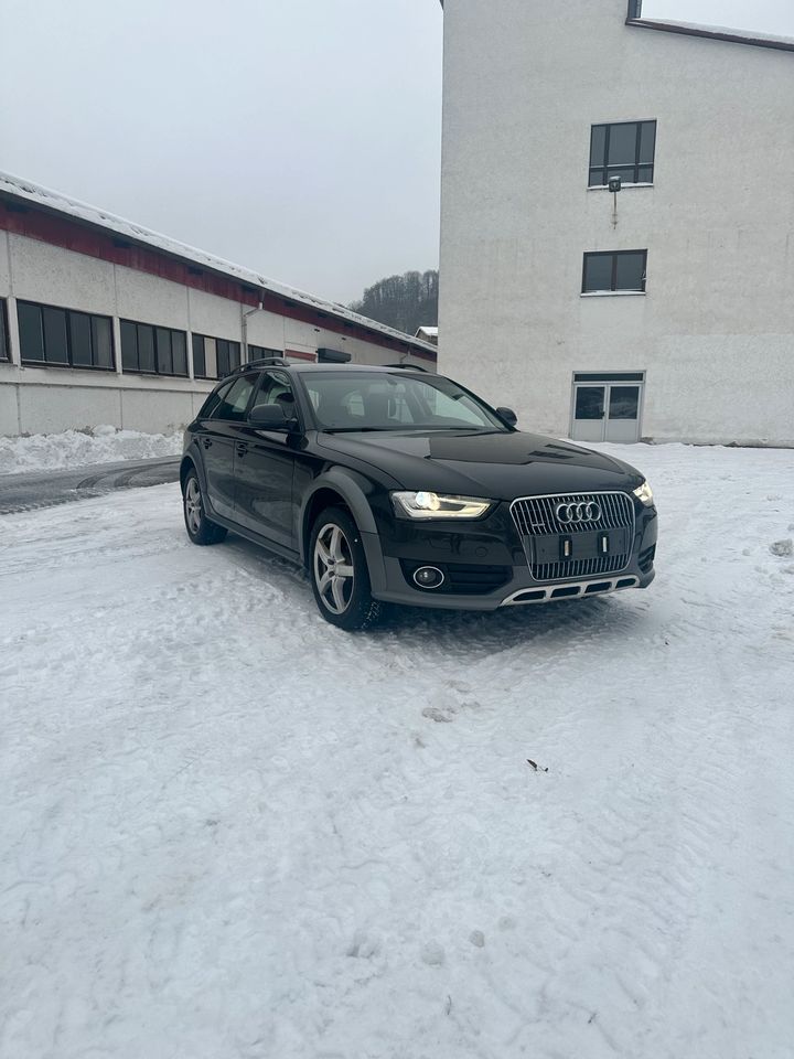 Audi A4 Allroad 3.0 TDI Quattro in Floh-Seligenthal