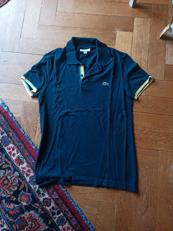 Trendiges Lacoste Shirt, Gr. S dunkelblau in Flein