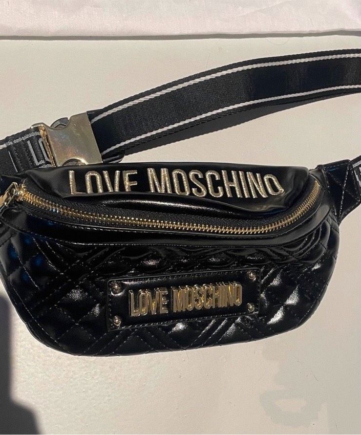 Original Love Moschino Gürteltasche (nur PayPal) in Wiesbaden