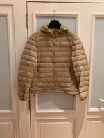 Massimo Dutti Daunen Jacke mit Kapuze Beige Größe S Neuwertig Frankfurt am Main - Nordend Vorschau