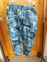 Bershka Camouflage Cargohosr Hose Gr 36 164.. Baden-Württemberg - Achern Vorschau
