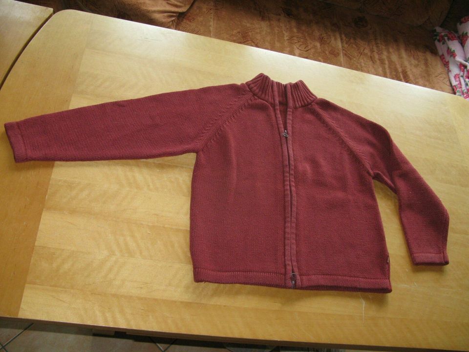 Strickjacke Gr,134/140/152 in Bad Langensalza