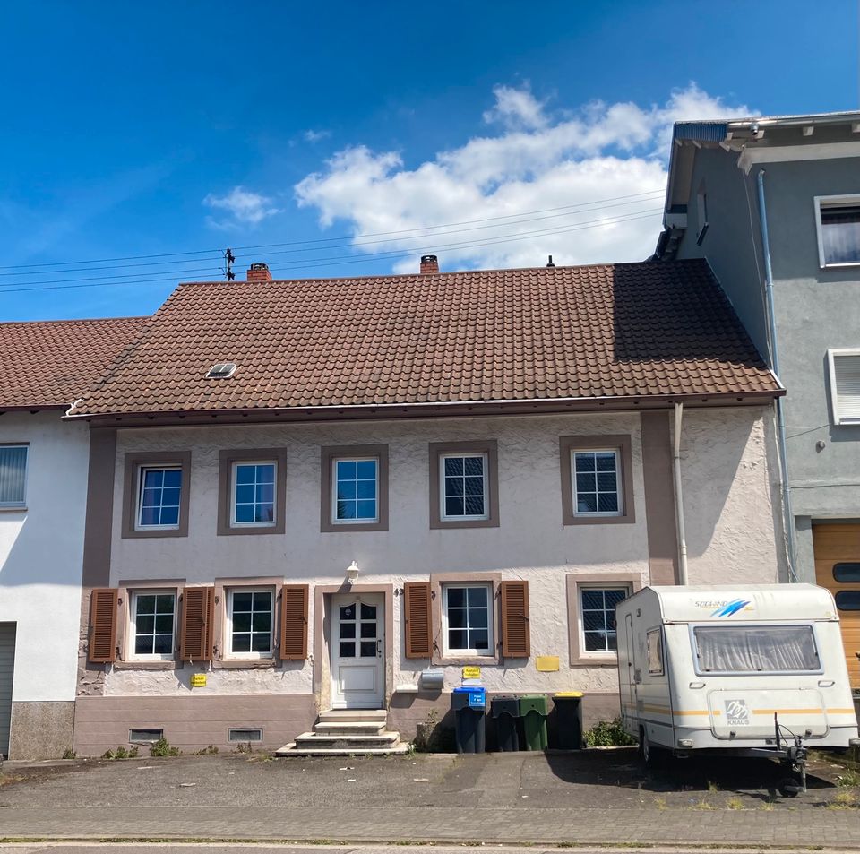 Haus in Lebach in einer Seitenstraße zu verkaufen von Privat in Nonnweiler