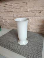 Schlichte weiße Vase Royal Porzellan Handarbeit Mecklenburg-Vorpommern - Wismar Vorschau