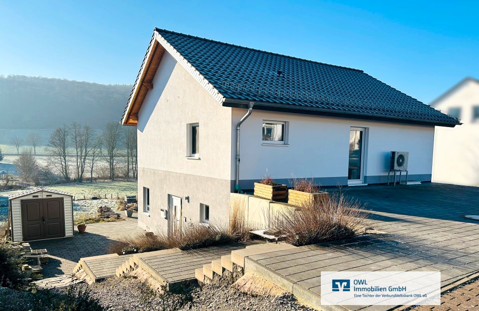 Modernes Einfamilienhaus mit offenem Grundriss und großzügiger Süd-Terrasse in Höxter