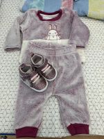 Neu Baby Set Pullover Hose Glitzerschuhe Hase 56 Nordrhein-Westfalen - Kaarst Vorschau