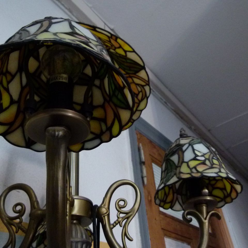 Tiffany Stehlampe antik in Strasburg 