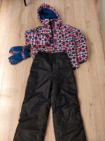 Winterjacke, Hose, Handschuhe gr. 134/140 Nordrhein-Westfalen - Gelsenkirchen Vorschau