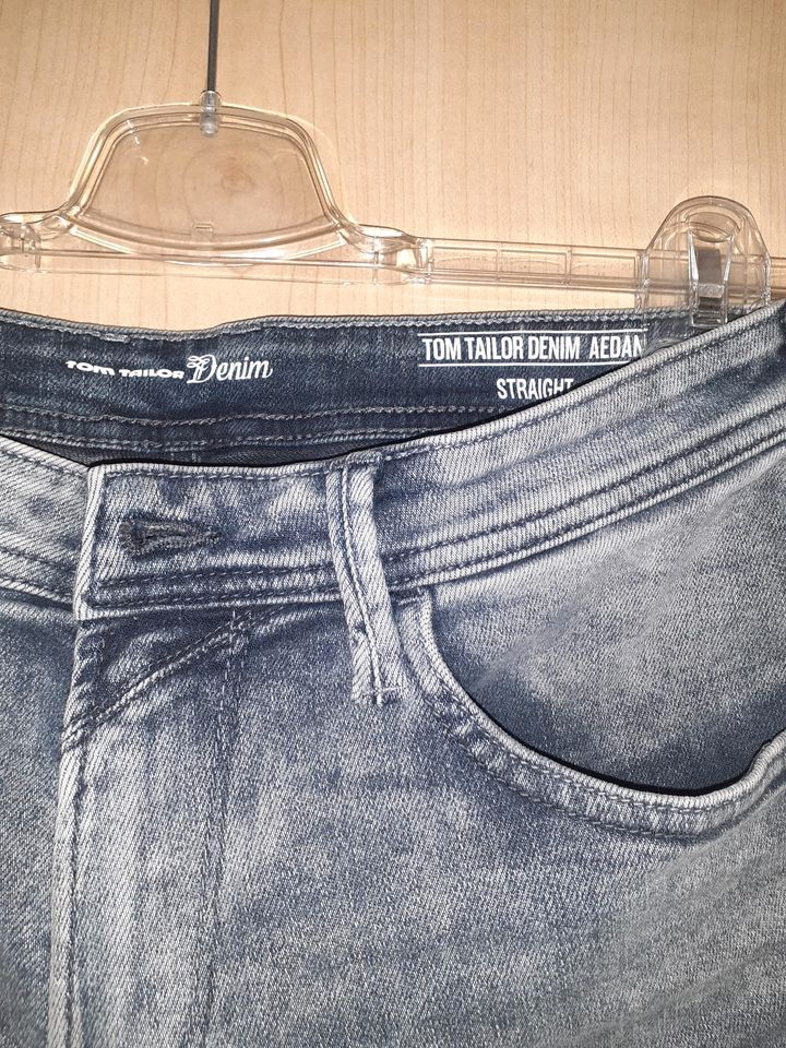Jeans Größe 31/32 Tom Tailor in Brehna