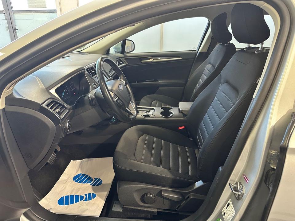 Ford Mondeo 2.0 Kombi Hybrid.Benzin/Navi/Kamera/LED in Paderborn