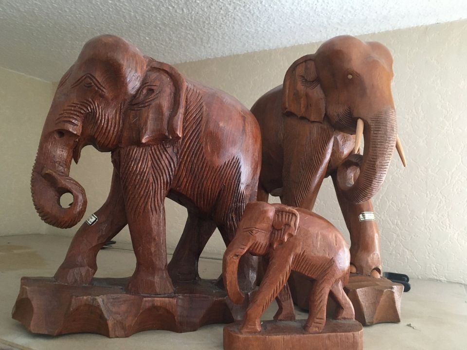 Vintage Elefanten Holzelefanten handgeschnitzt Teakholz Thailand in Dorsten