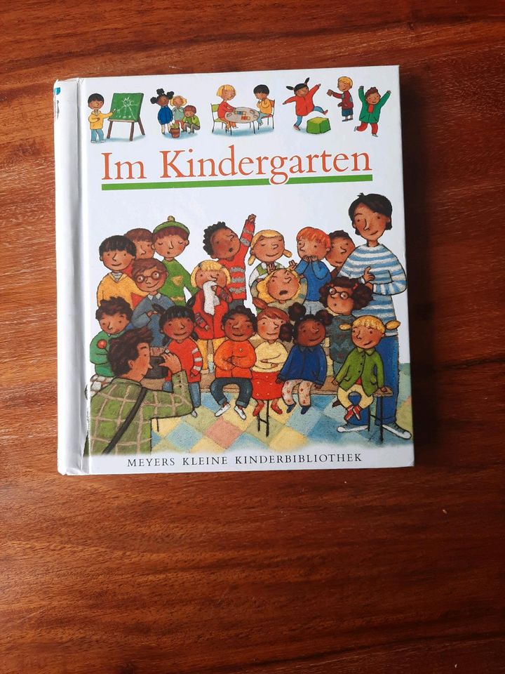 Meyers kleine Kinderbibliothek "Im Kindergarten" in Mülheim (Ruhr)