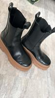 Schuhe Stiefel schwarz beige Baden-Württemberg - Ludwigsburg Vorschau