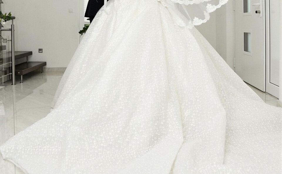 Brautkleid Gelinik21 in Hamburg