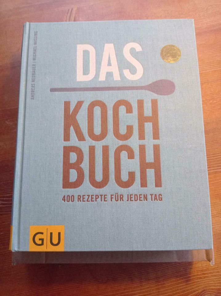 neu GU Das Kochbuch: 400 Rezepte für jeden Tag in Reinbek