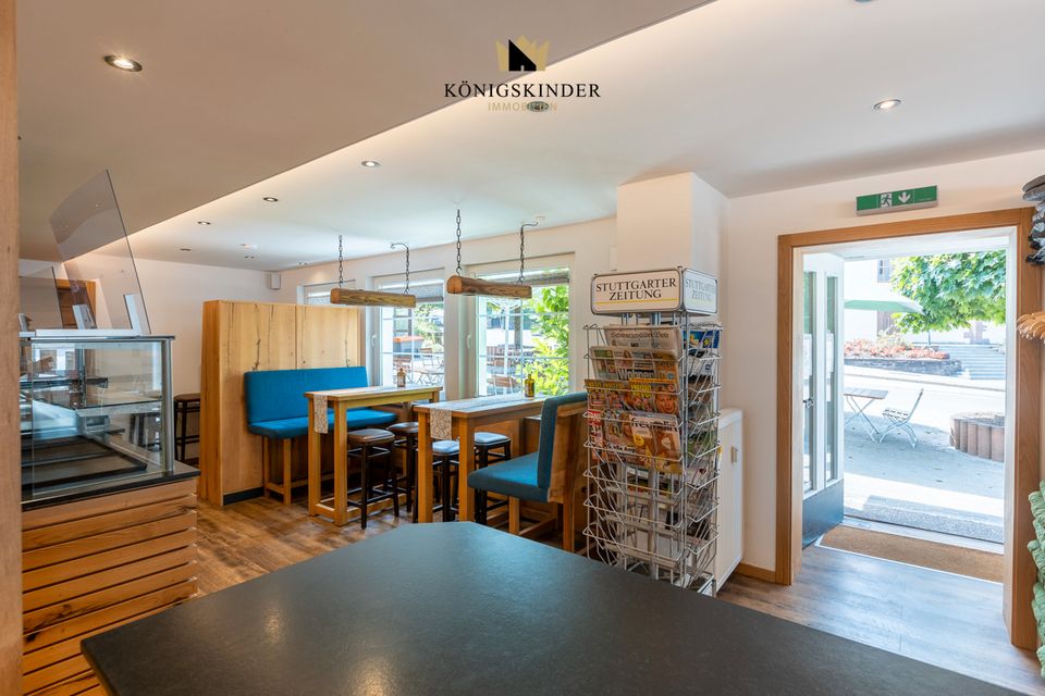 Freudenstadt-Wittlensweiler: Restaurant/Café/Backwarenvertrieb und 5 Wohnungen in Top-Lage mit modernem Ambiente! in Freudenstadt
