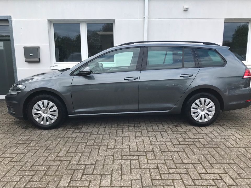 VW GOLF 7 1.6 TDI VARIANT  NAVI PDC METALLIC   GARANTIE in Hamminkeln