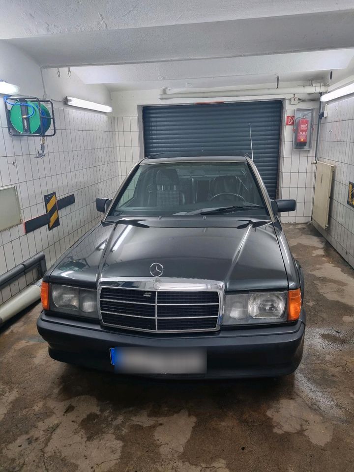 Mercedes 190 E 2,5 16 v in Tuchenbach