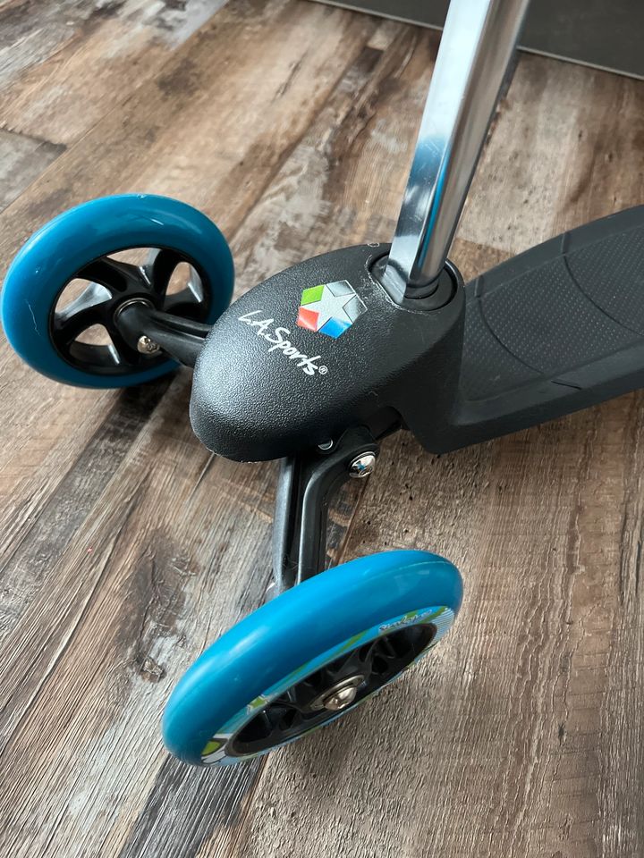 La Sports Kleinkind Roller Scooter neuwertig blau in Oberkirch