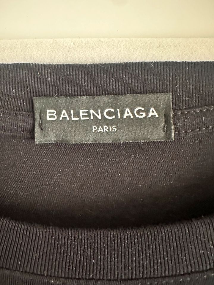 Balenciaga Shirt XXL schwarz in Bamberg