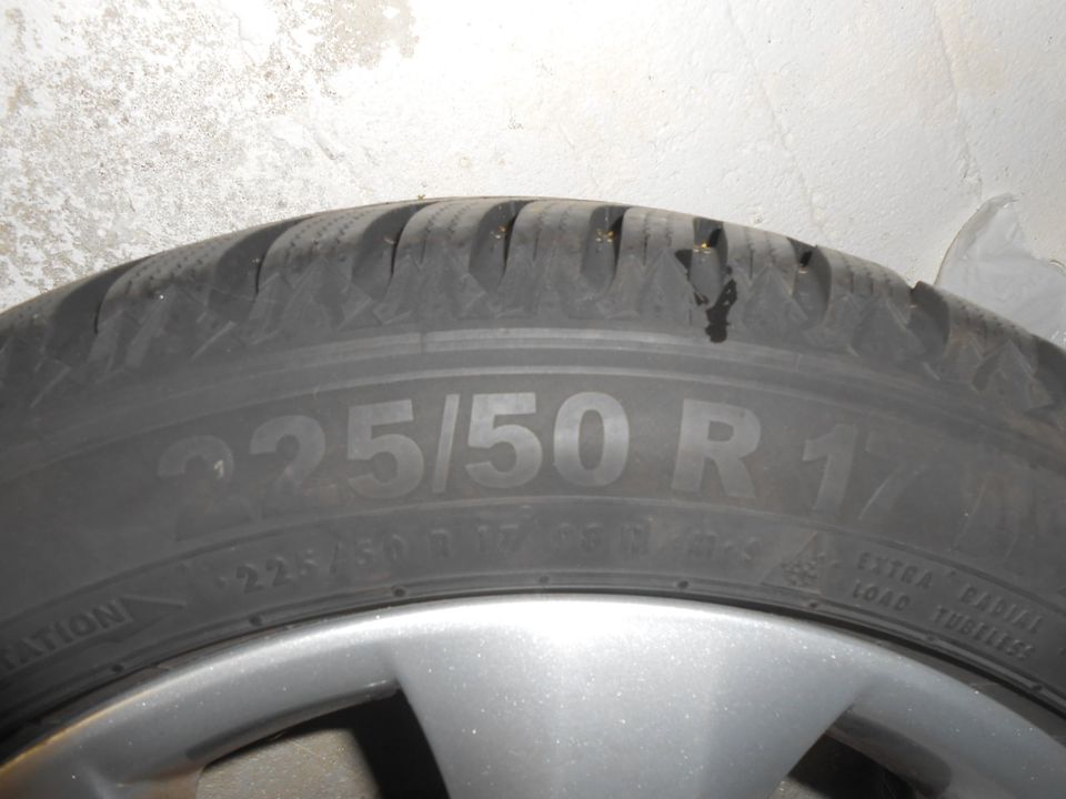 4 Winterreifen  mit Felgen - fast neu   SPEED GRIP 5   225/50 R17 in Pinneberg