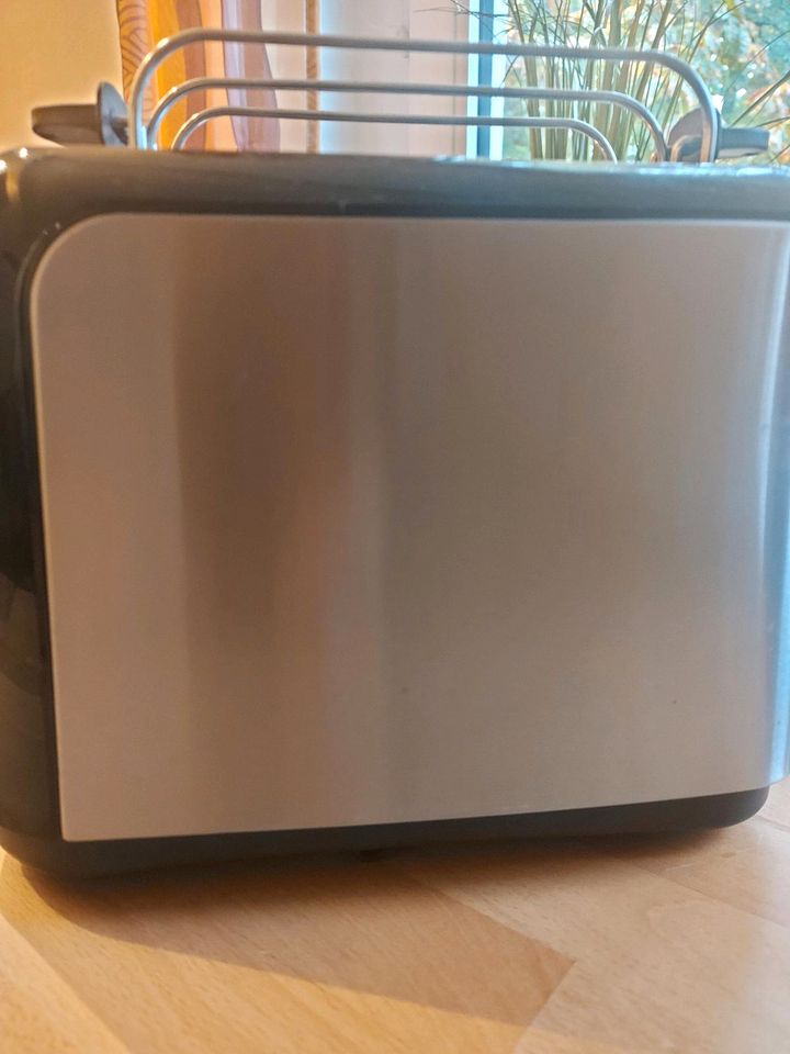 Toaster der Marke TEFAL in Herten