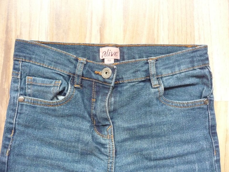 Mädchen Kinder blaue Thermo Jeans Hose gefüttert Alive Gr. 152 in Rösrath