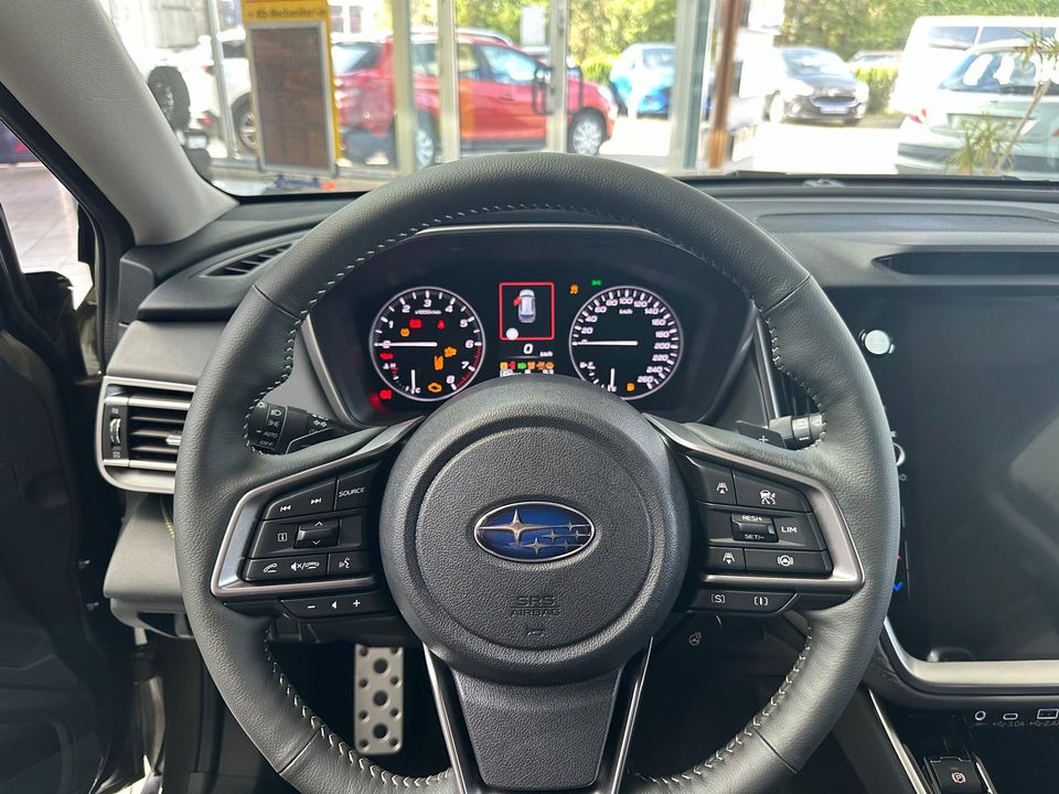 SUBARU OUTBACK 2.5i LINEARTRONIC EXCLUSIVE CROSS *NAVI*SHZ*LED* in Ruhland