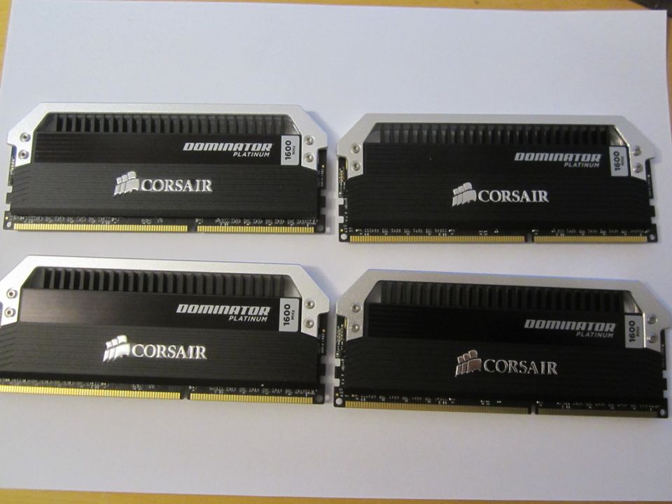 32GB DDR3-1600 RAM - Corsair Dominator Platinum (4x8GB) in Hannover