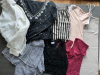 Kleiderpaket Damen Gr. S Bluse Oberteil Kleid Abercrombie H&M Bayern - Günzburg Vorschau