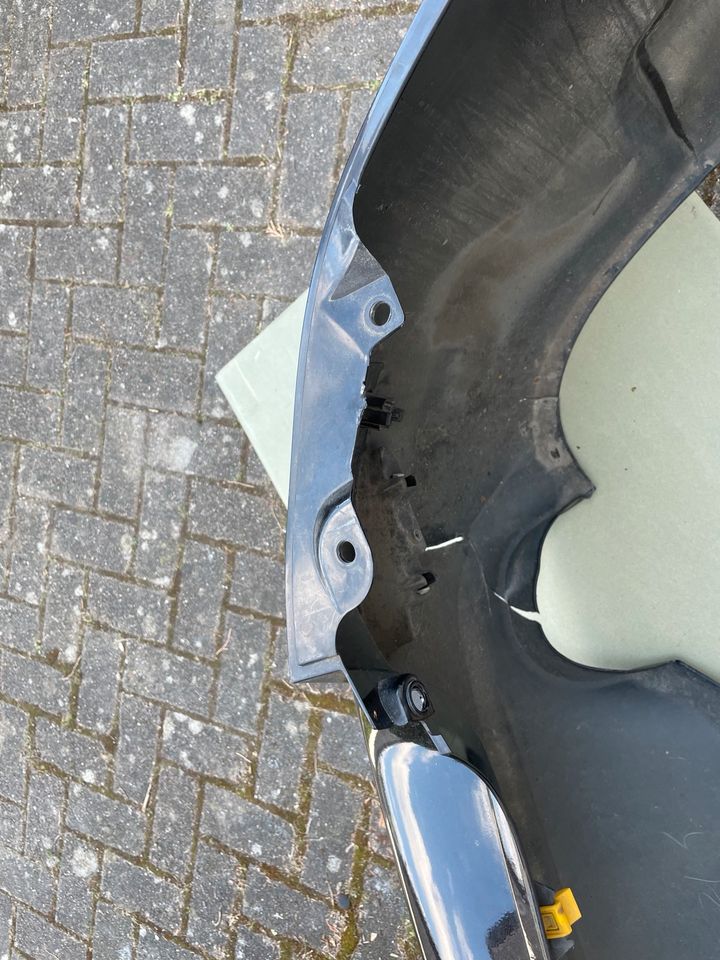 Infiniti Q50 Heckstoßstange Stoßstange hinten Schwarz Metallic in Isenbüttel