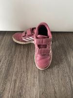 ADIDAS LEDER Sneaker Beere Gr 26,5 Klett Mädchen Turnschuhe Bayern - Hof (Saale) Vorschau