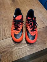 Nike Fußballschuhe Gr. 37,5 Niedersachsen - Ihlow Vorschau