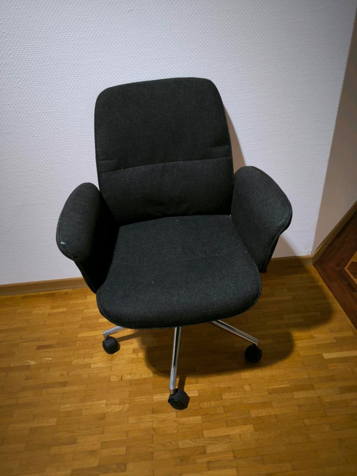 Verkauf aus Büroauflösung: Bürostühle zu je 20€! in Neuss