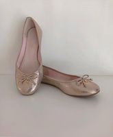 Tolle fast neue Ballerinas Tom Tailor roségold Gr. 41 Niedersachsen - Burgdorf Vorschau