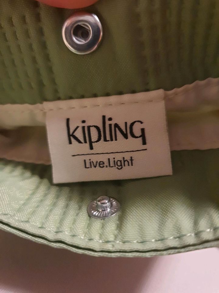 Kipling Tasche Grün Neu 14 x 20 cm in Mannheim