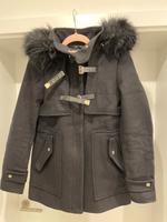 Schwarzer Mantel mit goldenen Details Zara Bayern - Hersbruck Vorschau