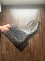 Crickit Stiefelette leo grau 39 NEU Budapester Chelsea Boot Leder Leipzig - Altlindenau Vorschau