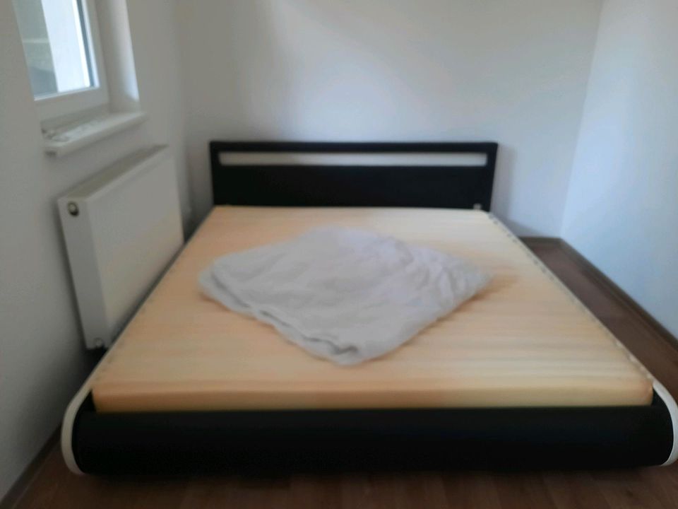 BETT 1.80M x 2.00M in Haldensleben