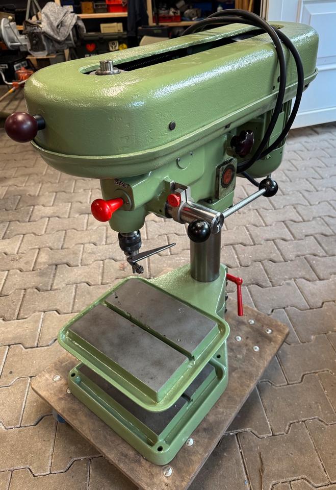 Säulenbohrmaschine/Ständerbohrmaschine/Tischbohrmaschine in Strausberg
