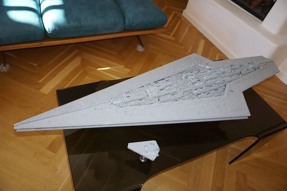 LEGO Star Wars MOC Executor Class Star Dreadnought Onecase in München