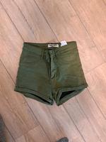 Hotpants in Grün gr S Hamburg - Altona Vorschau