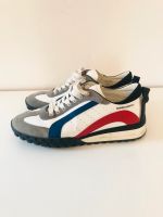 Dsquared2 Sneakers Gr 44 mit Streifen statt 395 eur Baden-Württemberg - Leonberg Vorschau