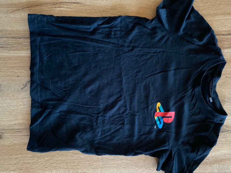 2x PlayStation T-Shirt in der Größe 134/140- selten getragen! in Zaberfeld