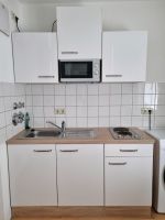 Küche Mit 2-Platten-Kochfeld, Mikrowelle und Einbauspüle Baden-Württemberg - Lörrach Vorschau