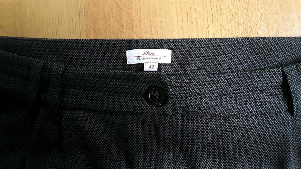 Hose Stoffhose Jeans Gr.42 S.Oliver, Business, Anzug in Kleinblittersdorf