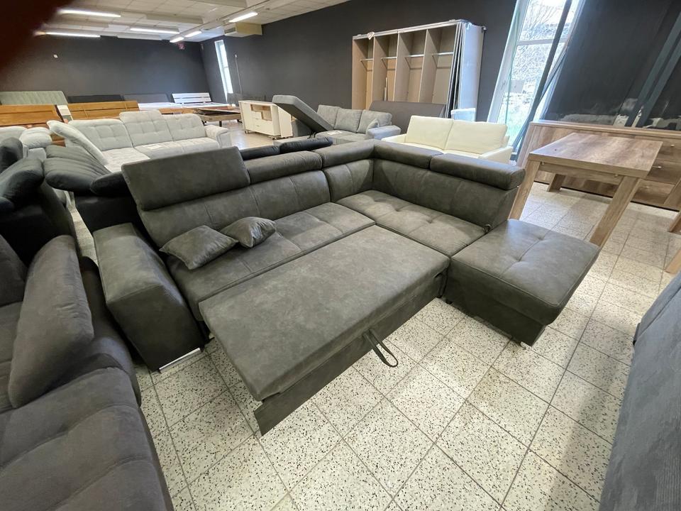 Sofa Couch Wohnlandschaft L Form Bettfunktion Bettkasten NEU in Weitramsdorf