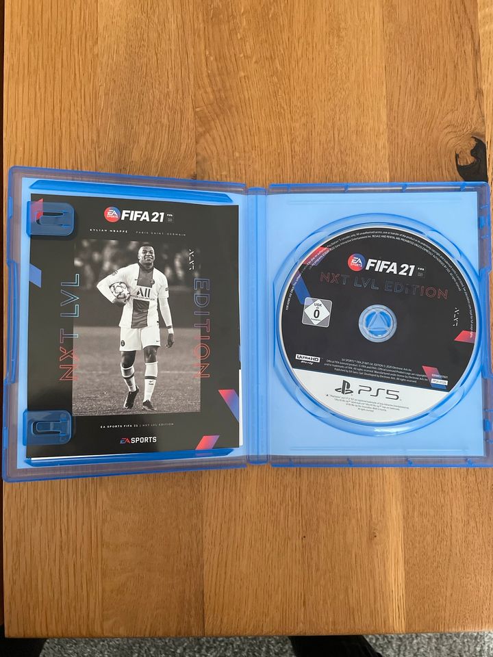 FIFA 21 PS5 nxt lvl edition in Treuchtlingen