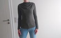 Neu! Longsleeve Vila Khaki glänzend Wasserfall Ausschnitt Rheinland-Pfalz - Limburgerhof Vorschau