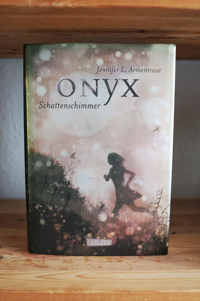 Onyx - Schattenschimmer von Jennifer L. Armentrout in Dresden